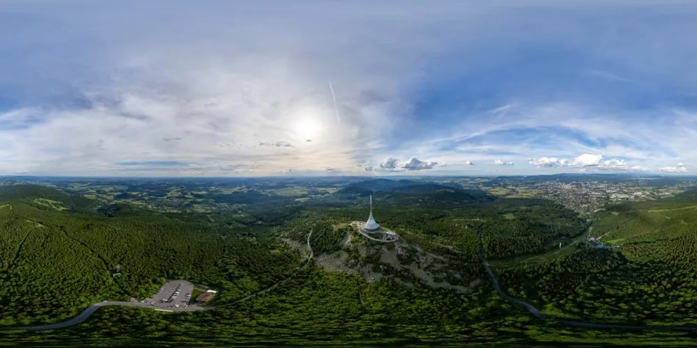 360° Panorama: Luftpanorama Jeschken in Tschechien