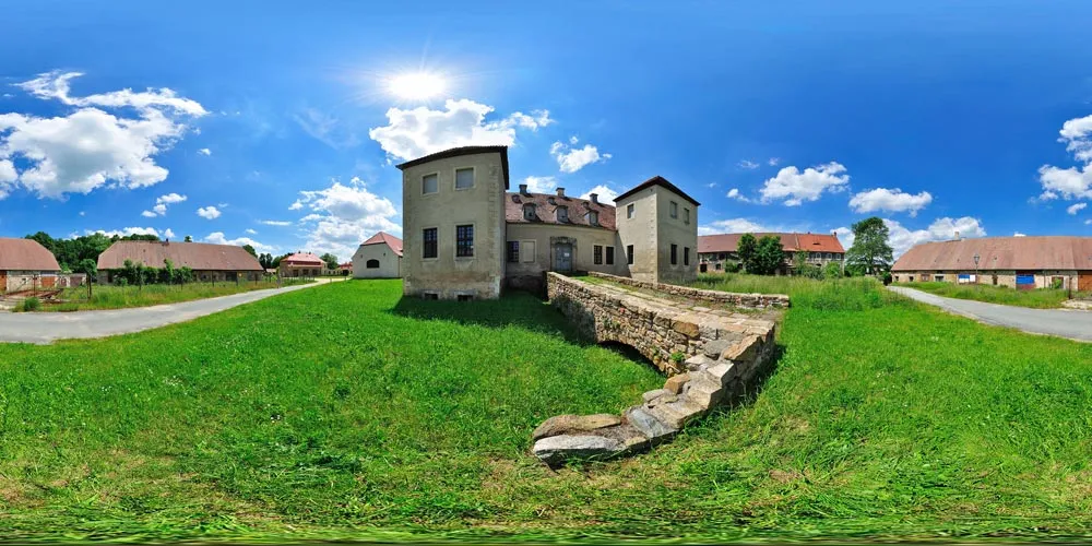 360° Panorama: Altes Schloß Königshain in Königshainer Berge