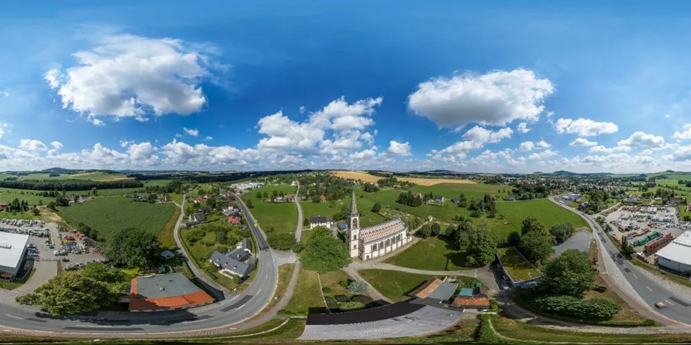 360° Panorama: Pfarrkirche Mariä Himmelfahrt - Leutersdorf in Oberlausitz