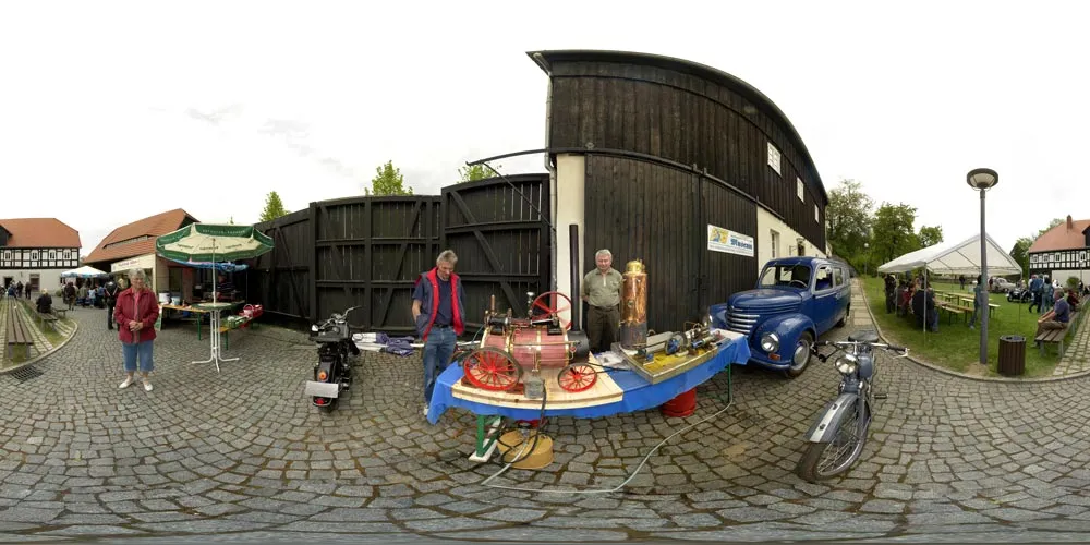 360° Panorama: Motoren An 2007 in Oldtimermuseum