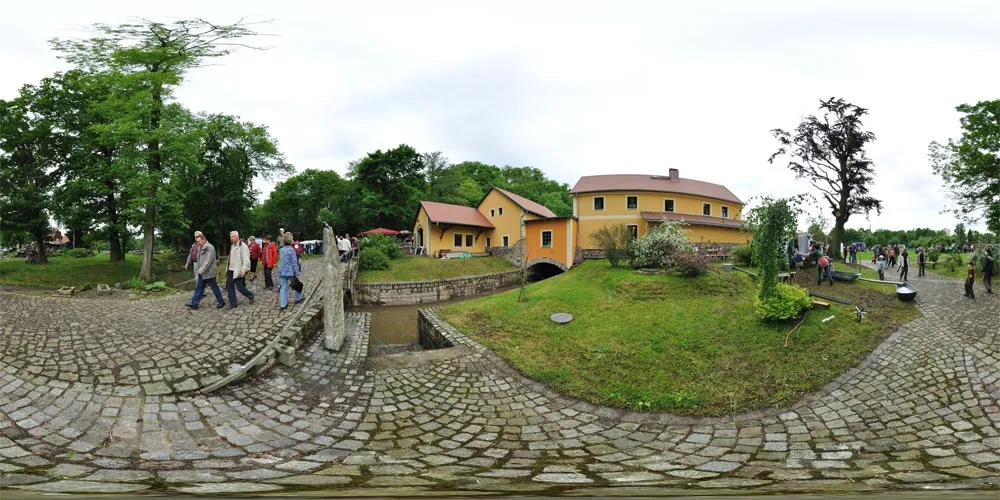 360° Panorama: Hentschel Dampfwalze 1 in Niedermühle