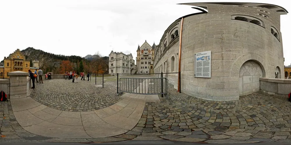 360° Panorama: Neuschwanstein in Süddeutschland