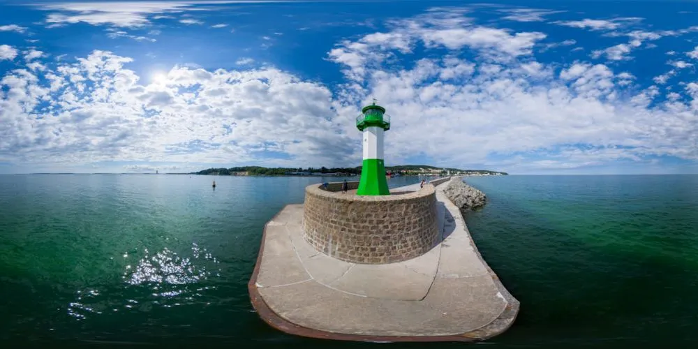 360° Panorama: Sassnitz - Leuchtturm Molenfeuer Ost in Insel Rügen