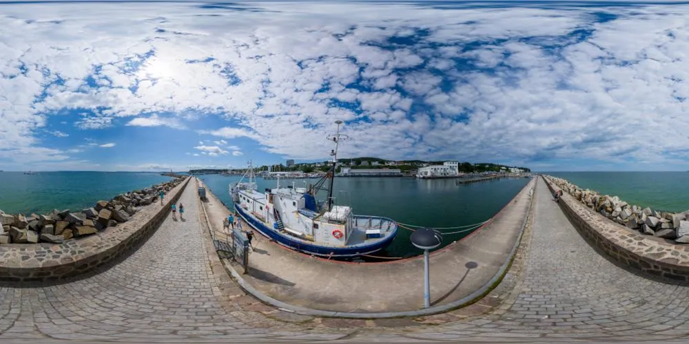 360° Panorama: Sassnitz - Hochseeangelkutter MS Rügenland in Insel Rügen