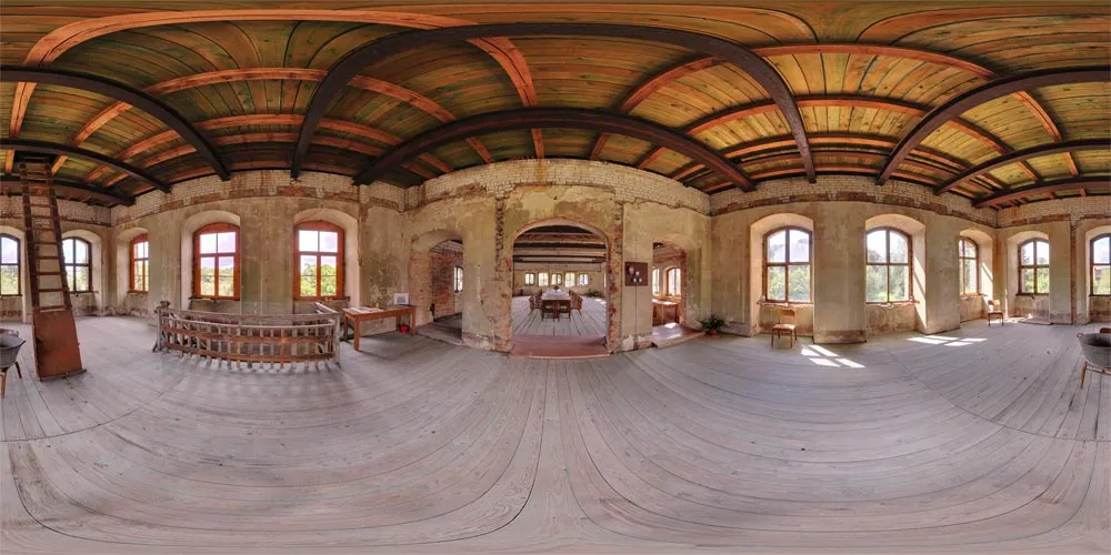360° Panorama: Kanitz-Kyawsches Schloss - Flur 1 in Hainewalde