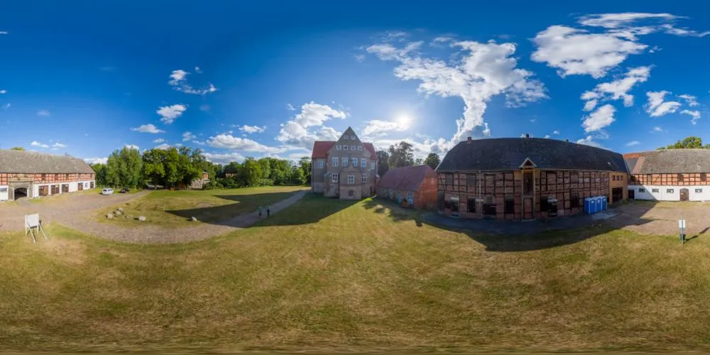 360° Panorama: Schloß Ludwigsburg in Mecklenburg-Vorpommern