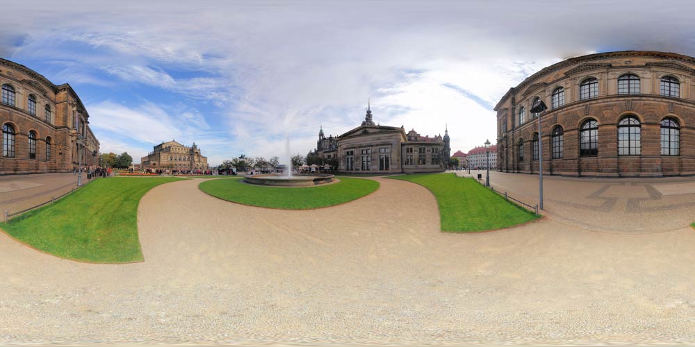 Theaterplatz Herbst 05