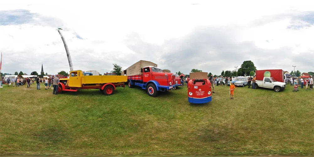 360° Panorama: Fahrzeuge der Spedition Poller Ellefeld 1 in 19. Kfz Veteranentreffen 2010 in Strahwalde