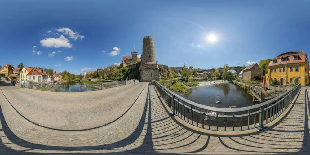 360° Panorama: Scharfenwegbrücke in Frühling 2017