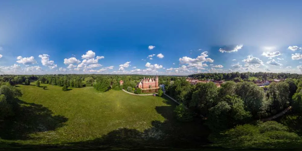 360° Panorama: Luftpanorama - Schloss Muskau in Fürst Pückler Park