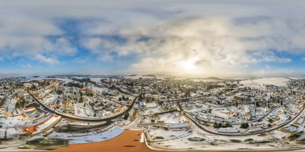 360° Panorama: Luftpanorama - Kreuzkirche Seifhennersdorf in Seifhennersdorf