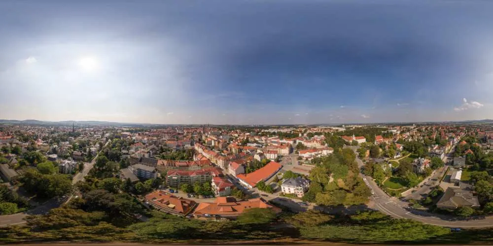360° Panorama: Luftpanorama - Villenviertel Bautzen in Frühling 2017