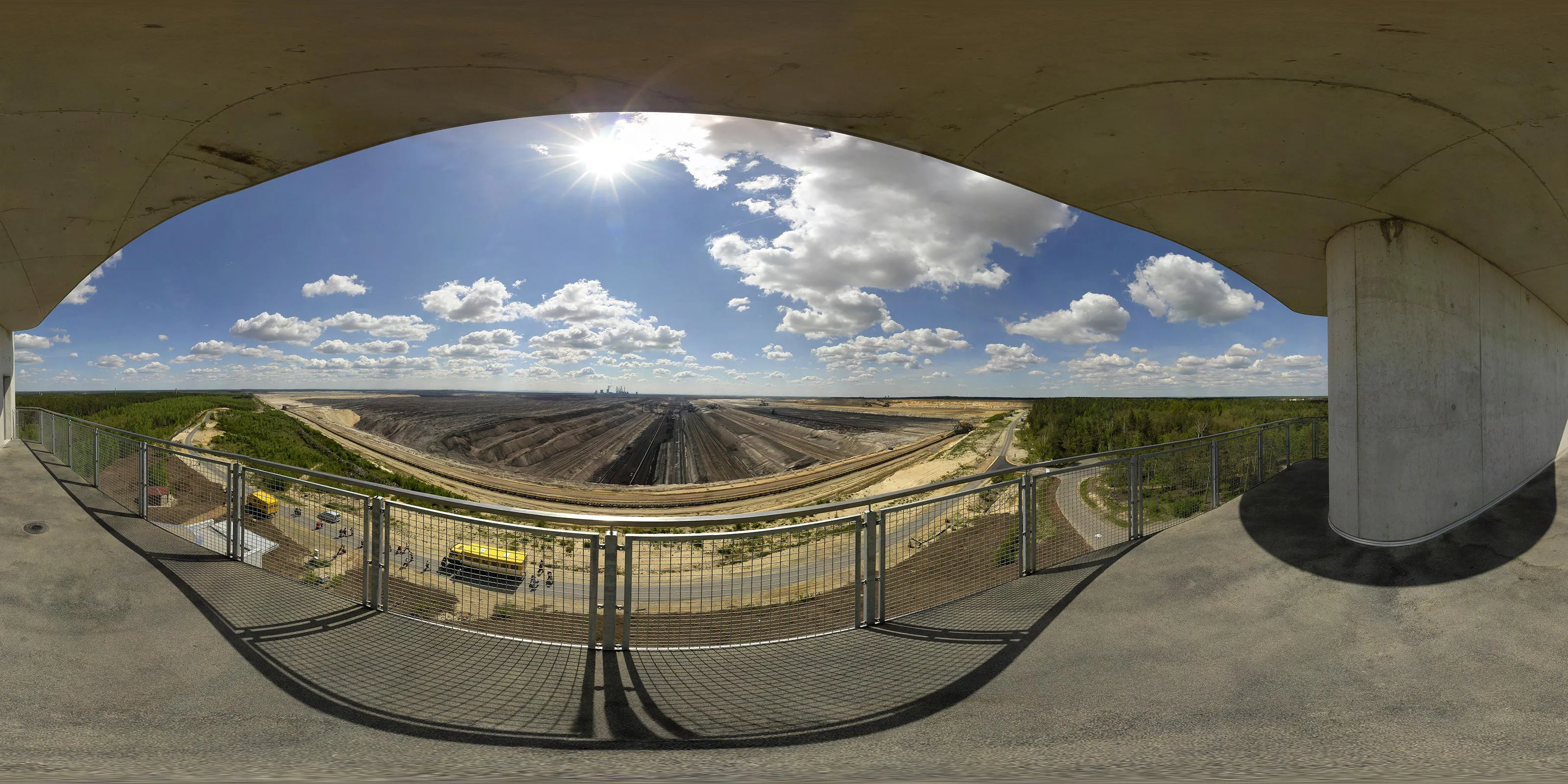 Virtueller Rundgang in der Nähe: Aussichtspunkt auf den Tagebau Nochten in Kommunikations- und Naturschutzzentrum Weißwasser