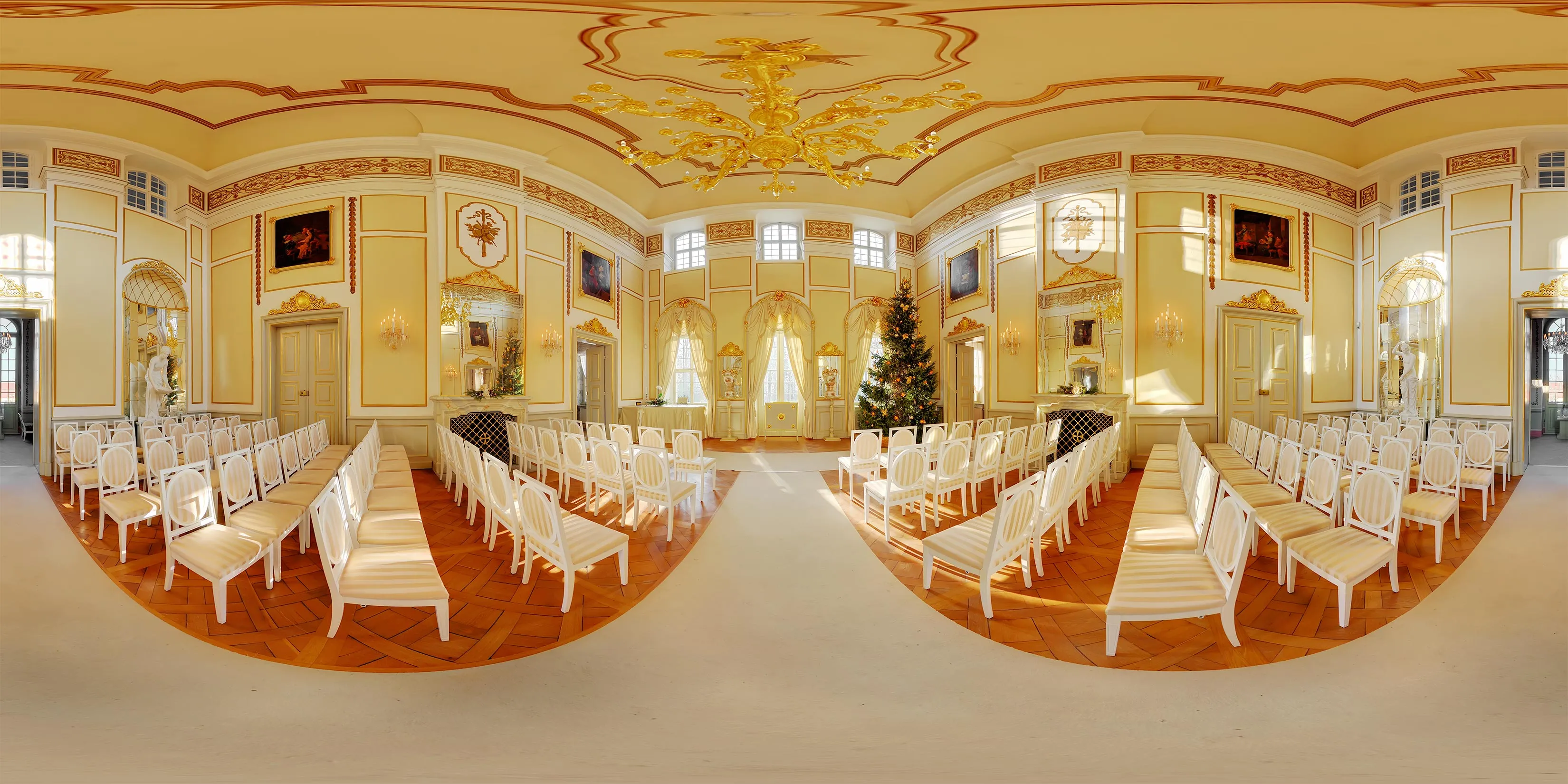 Virtueller Rundgang in der Nähe: Spiegelsaal in Barockschloß Rammenau