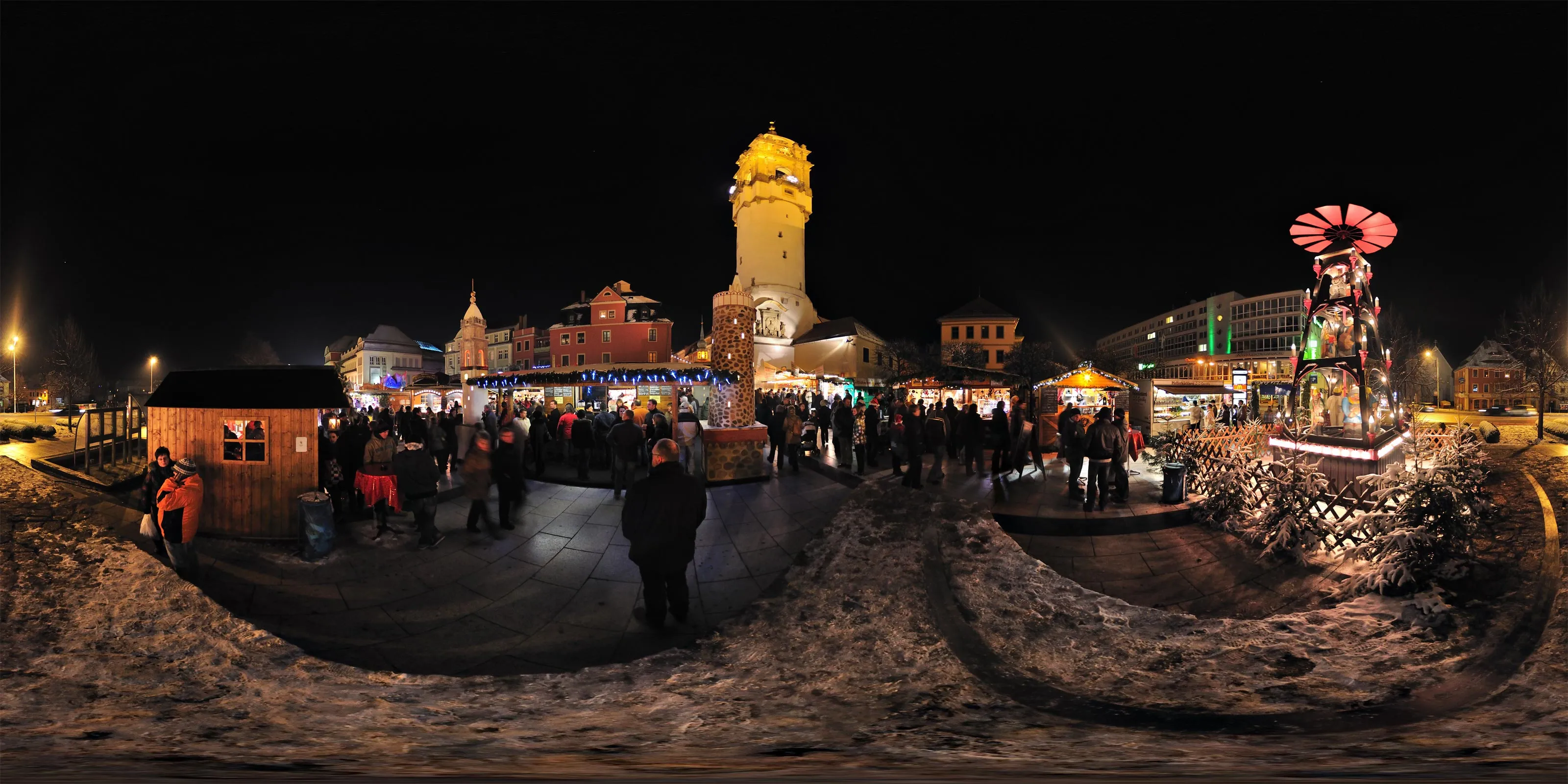 Virtueller Rundgang in der Nähe: Weihnachtmarkt auf dem Kornmarkt in 626. Bautzener Wenzelmarkt