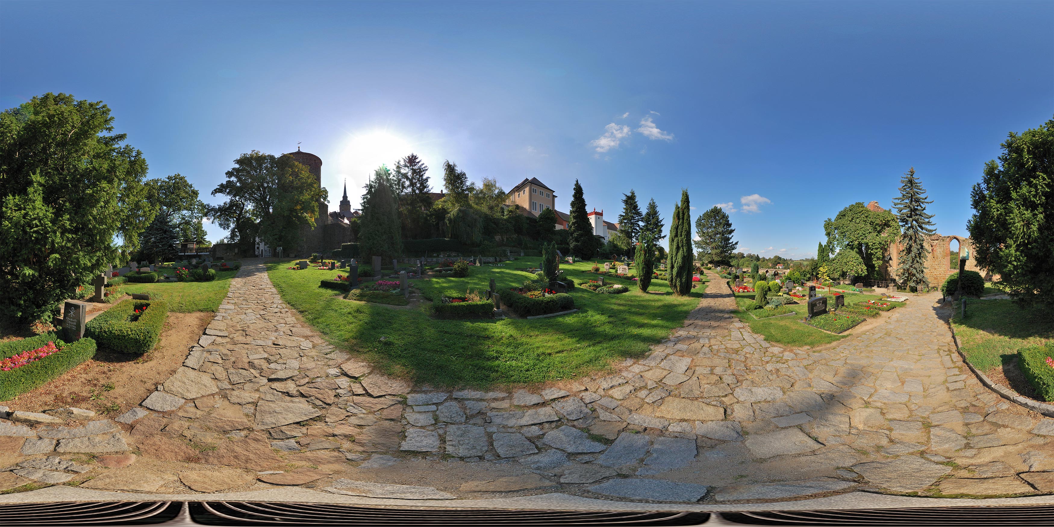 Virtueller Rundgang in der Nähe: Nicolaifriedhof