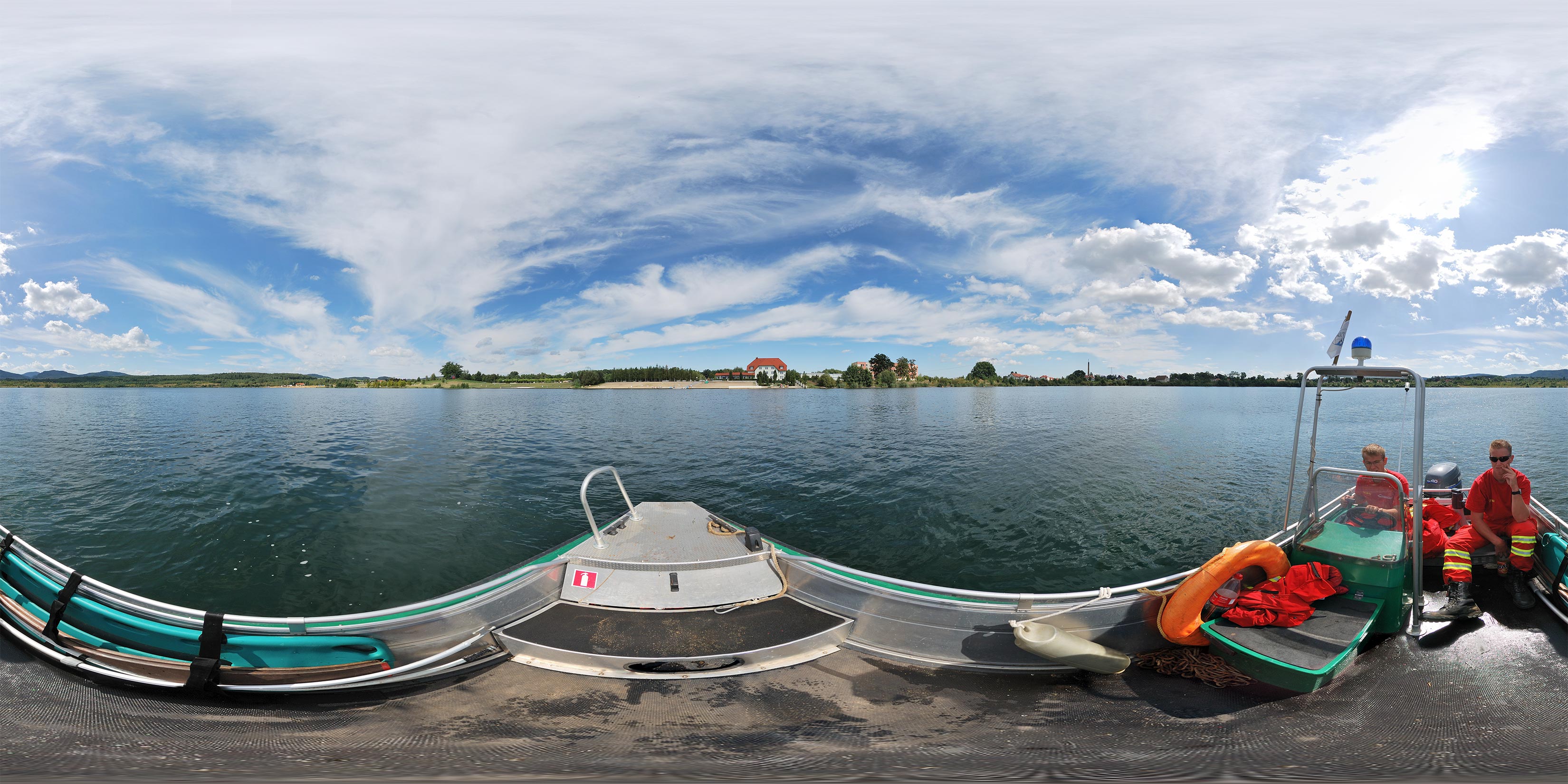 Virtueller Rundgang in der Nähe: Blick vom See auf das Haus "Hotel am See"