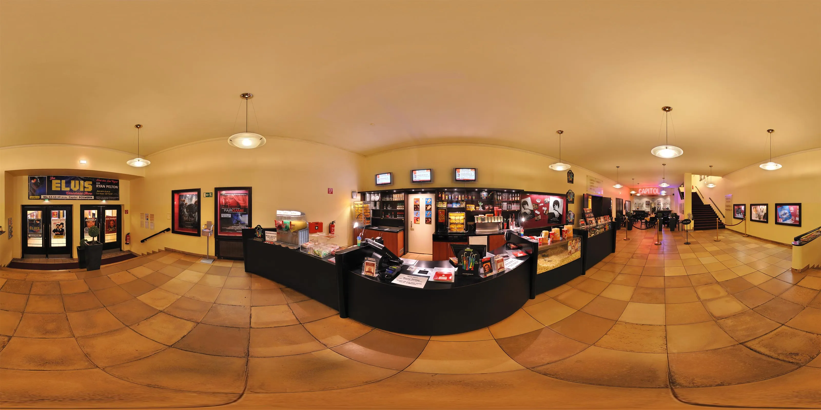 360° Panorama: Hauptfoyer in Capitol Schwerin