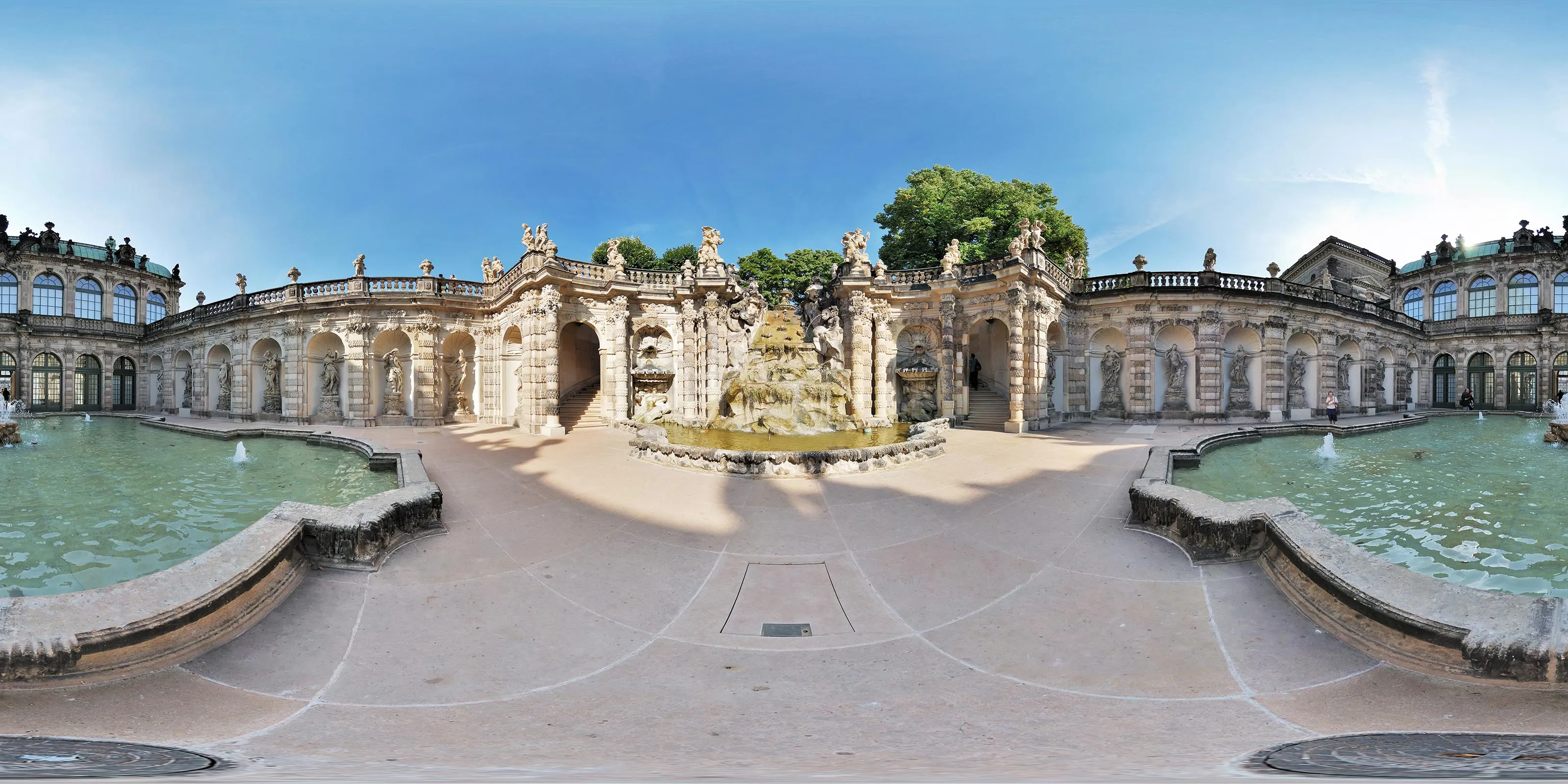 Virtueller Rundgang in der Nähe: Zwingen - Nymphenbad in Sommer 2008