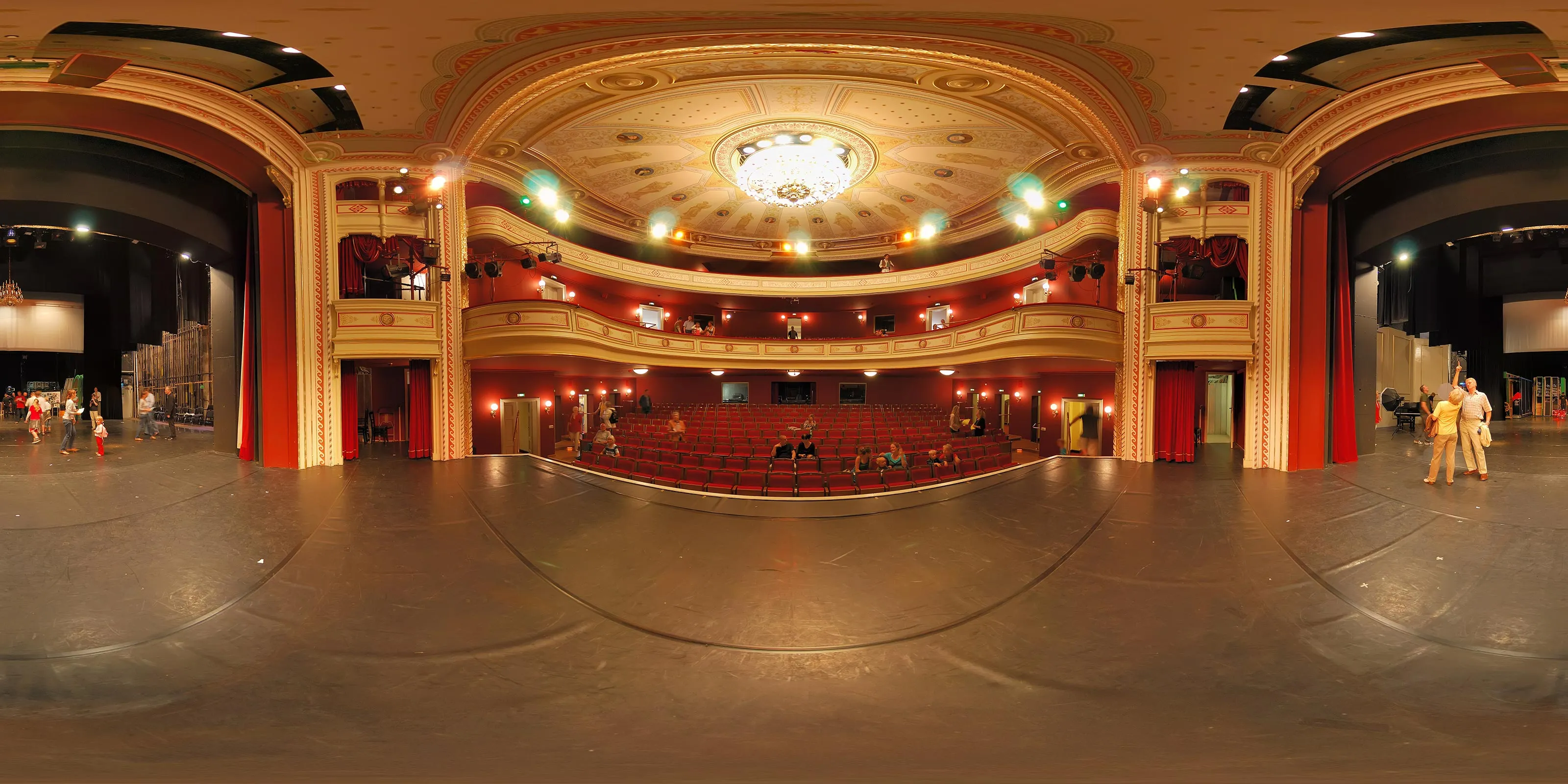 Virtueller Rundgang in der Nähe: Bühne in Theater ! Görlitz