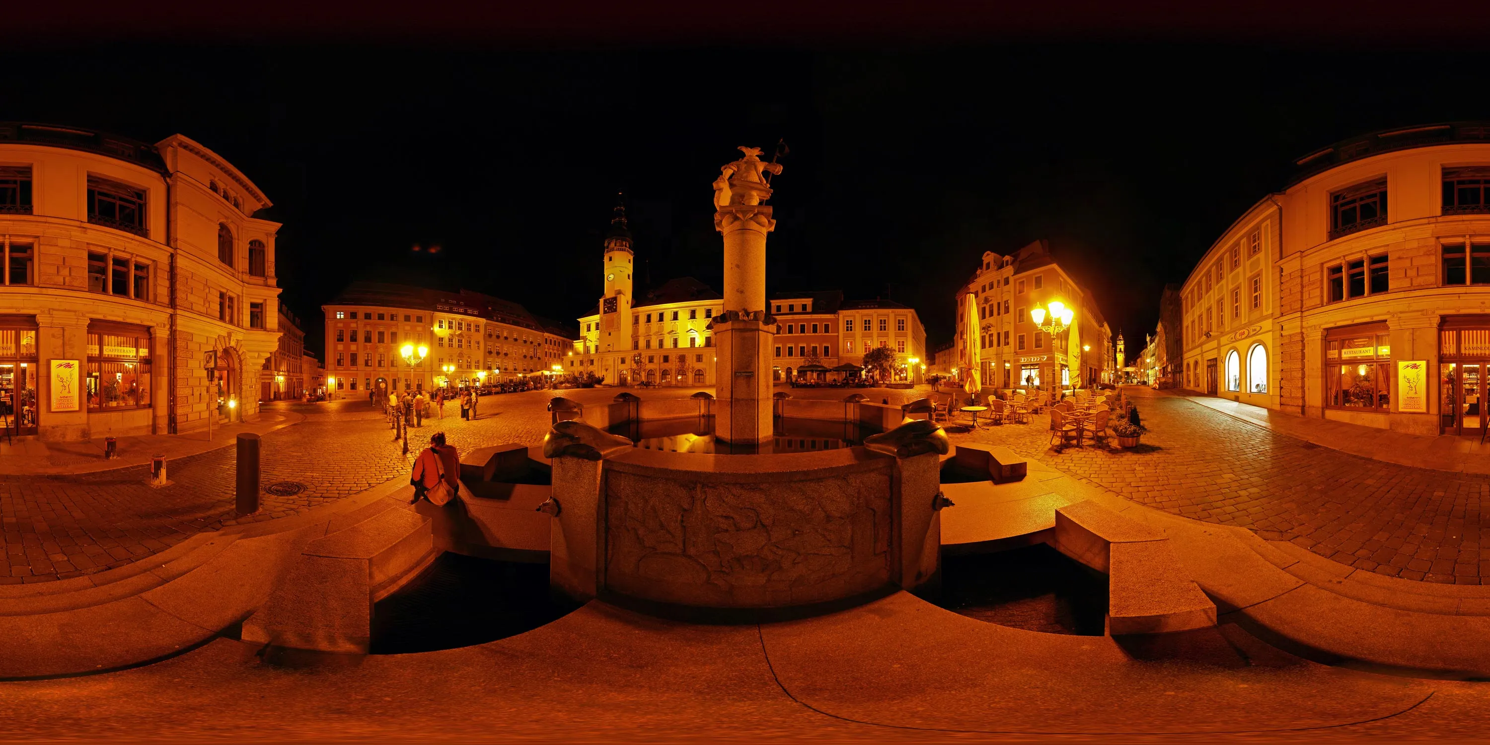 Virtueller Rundgang in der Nähe: Hauptmarkt in bei Nacht