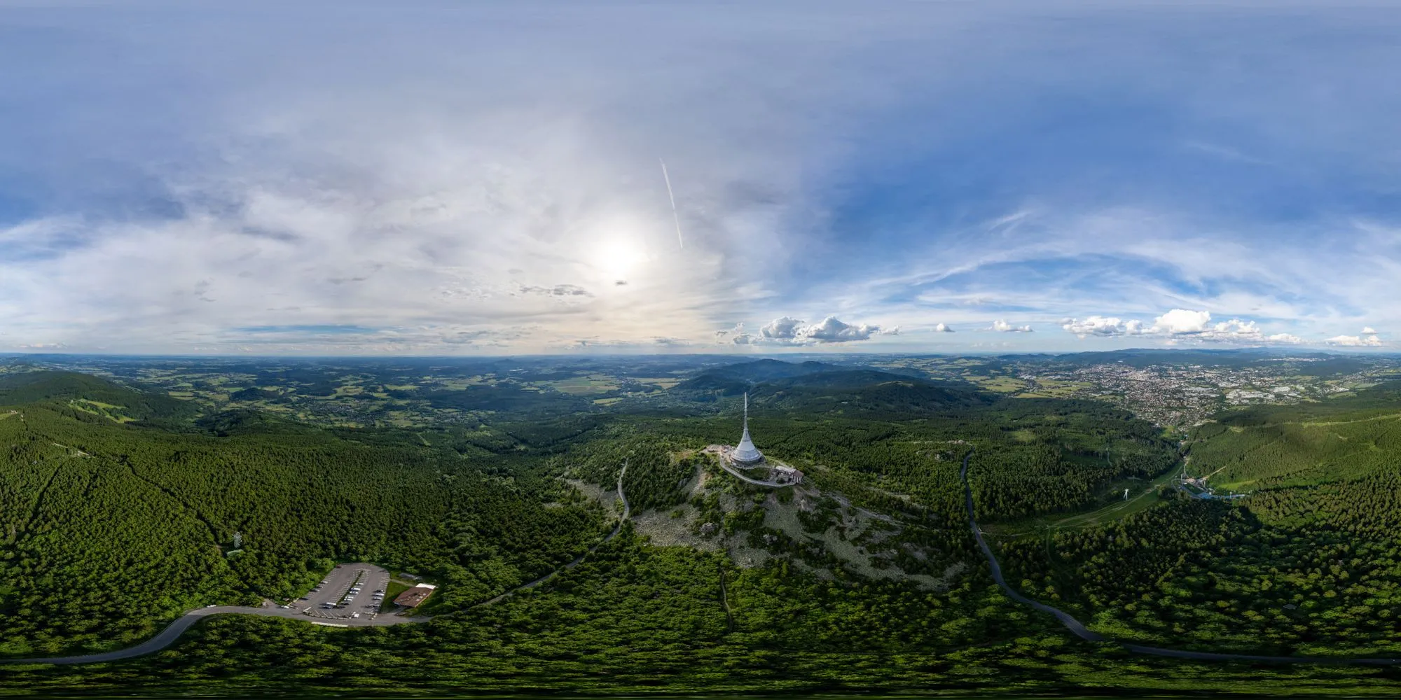 Virtueller Rundgang in der Nähe: Luftpanorama Jeschken in Tschechien