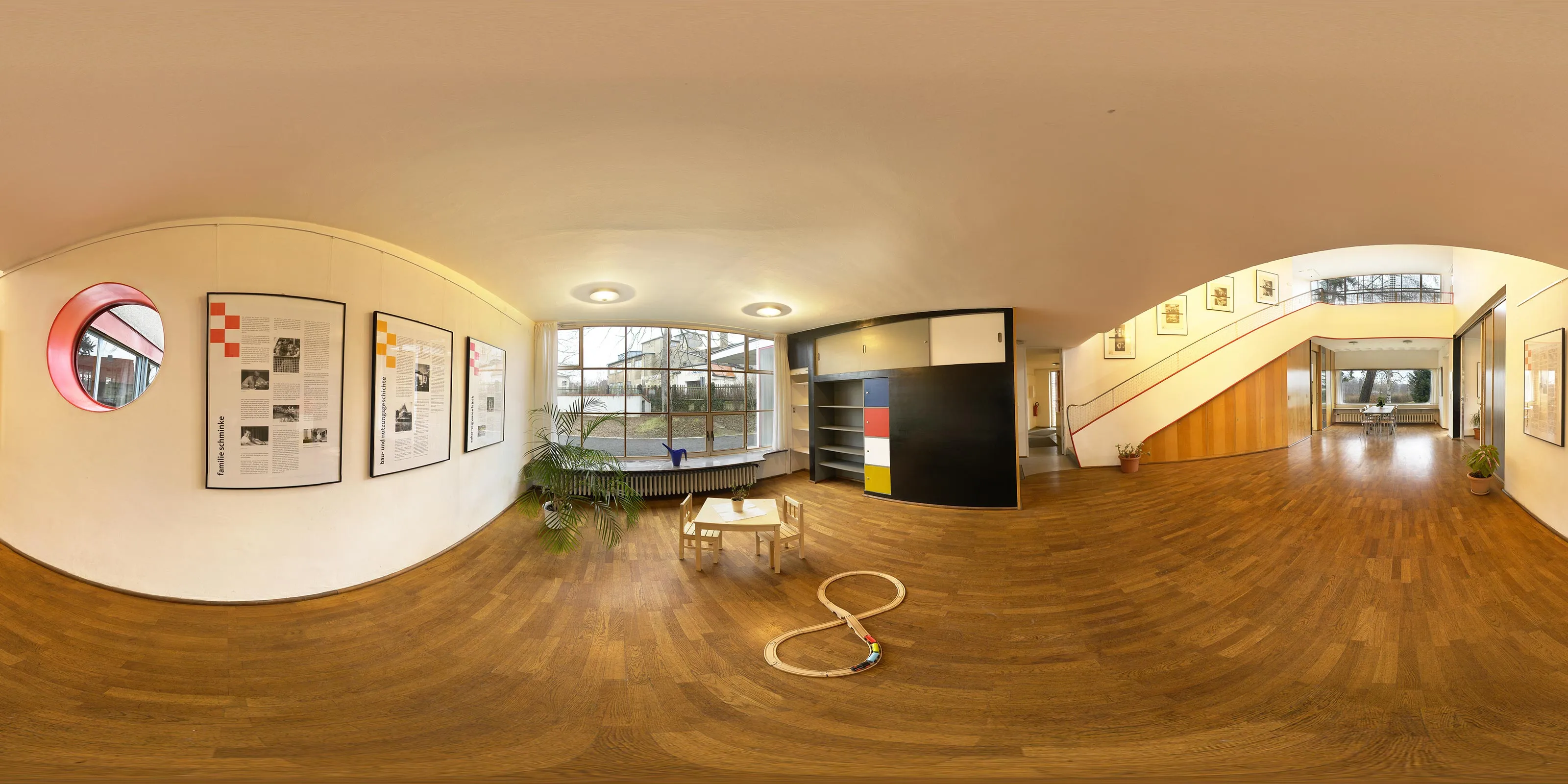 Virtueller Rundgang in der Nähe: Haus Schminke - Flur in Scharoun - Haus Schminke