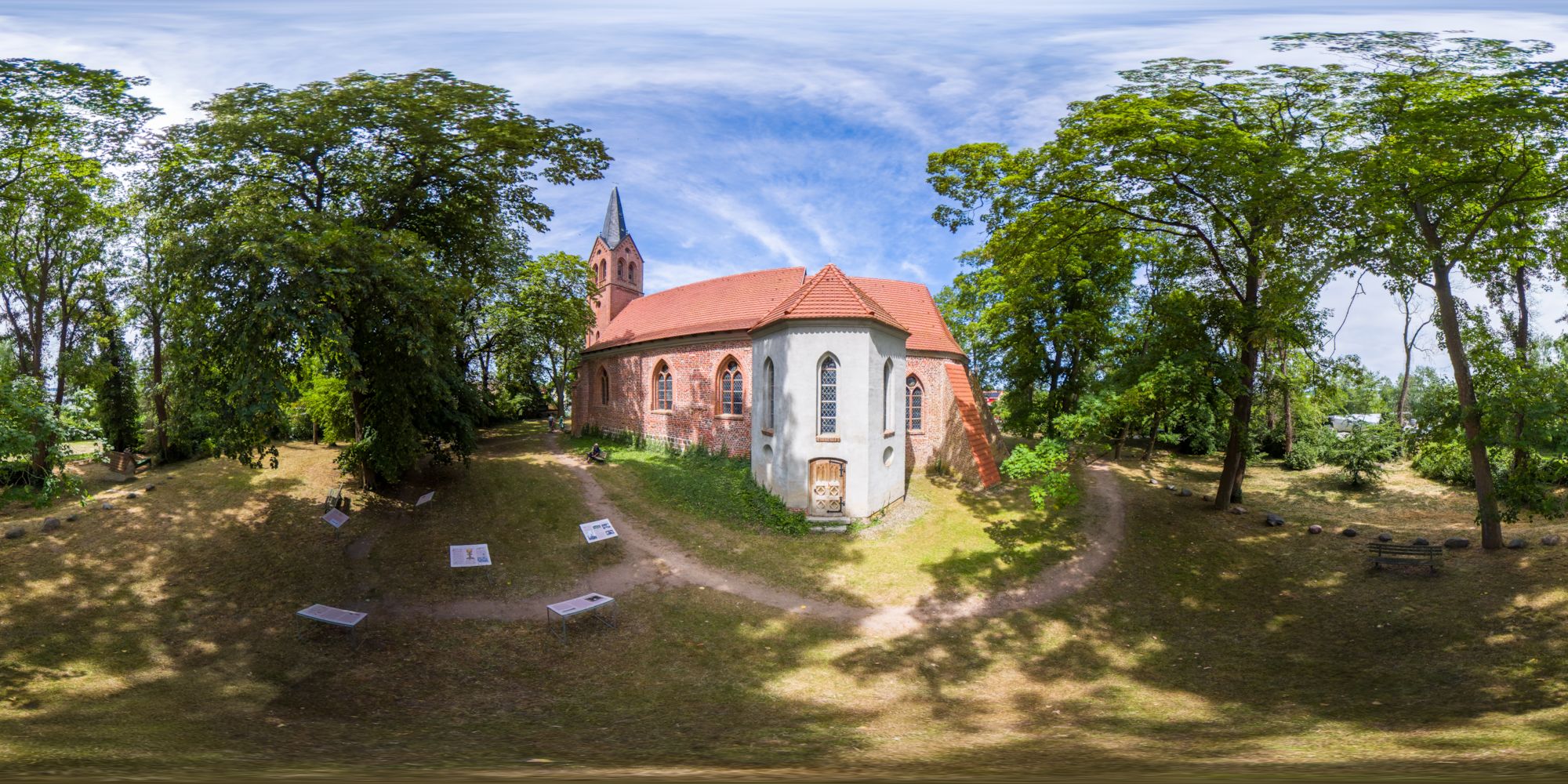 Virtueller Rundgang in der Nähe: Krummin - St.-Michael-Kirche - Süd-Ost-Ansicht