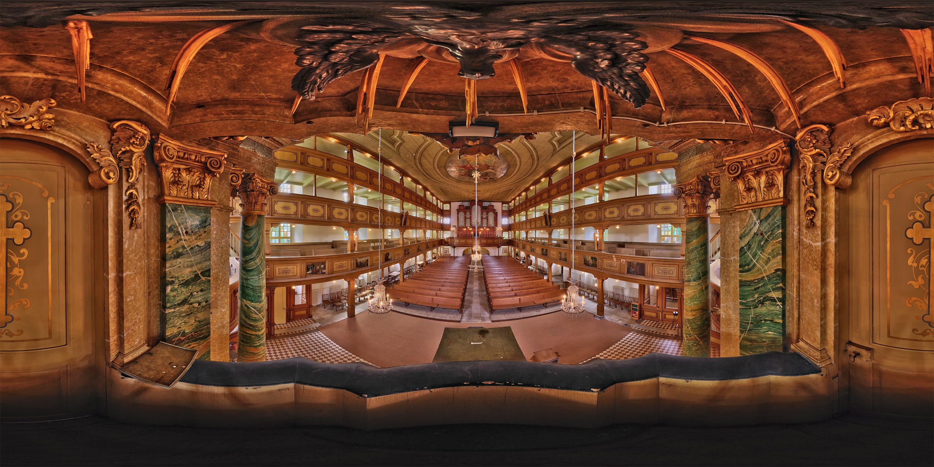 Neugersdorfer Kirche - Auf der Kanzel