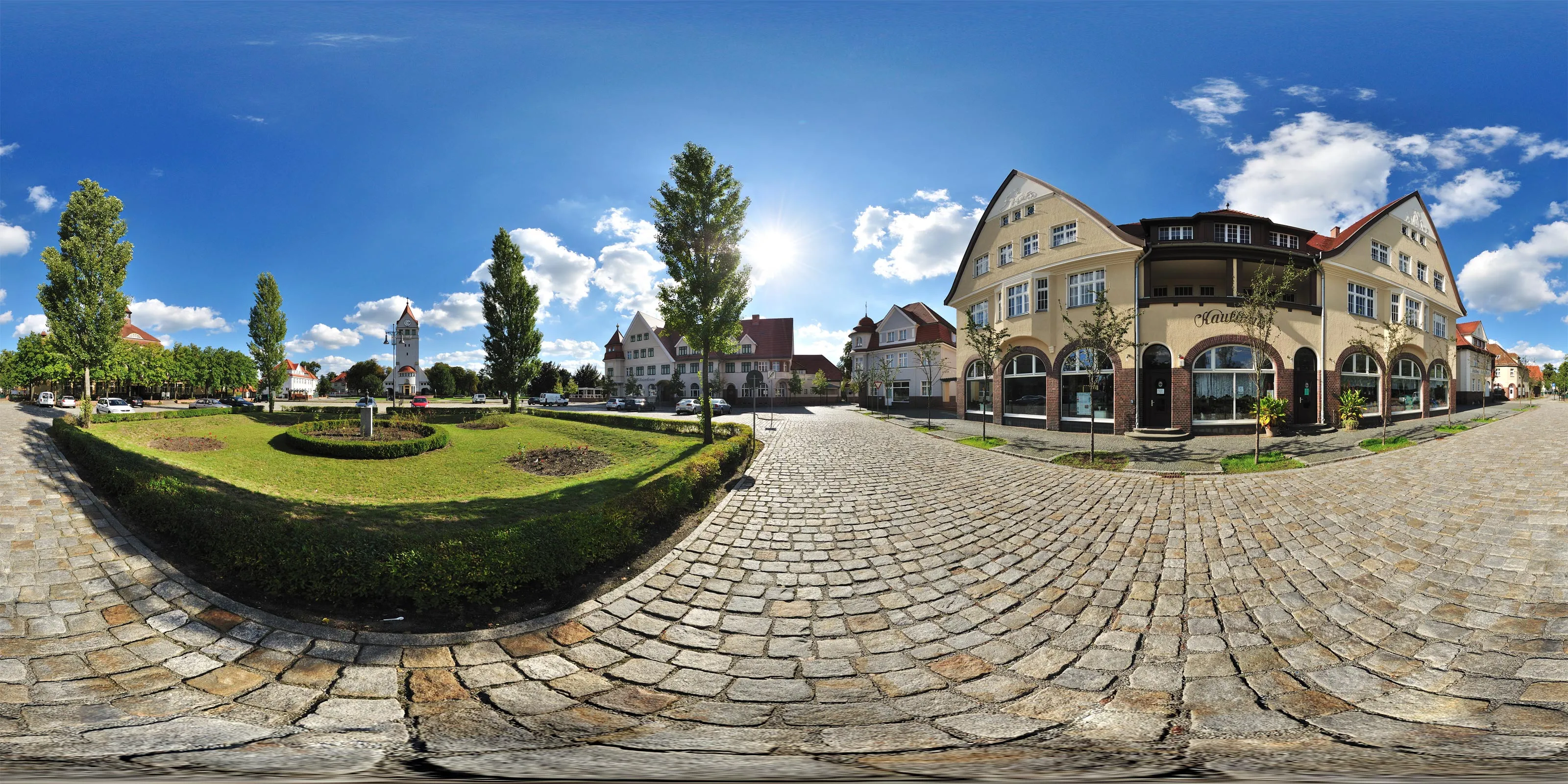 360° Panorama: Gartenstadt Marga - Marktplatz in Lausitz