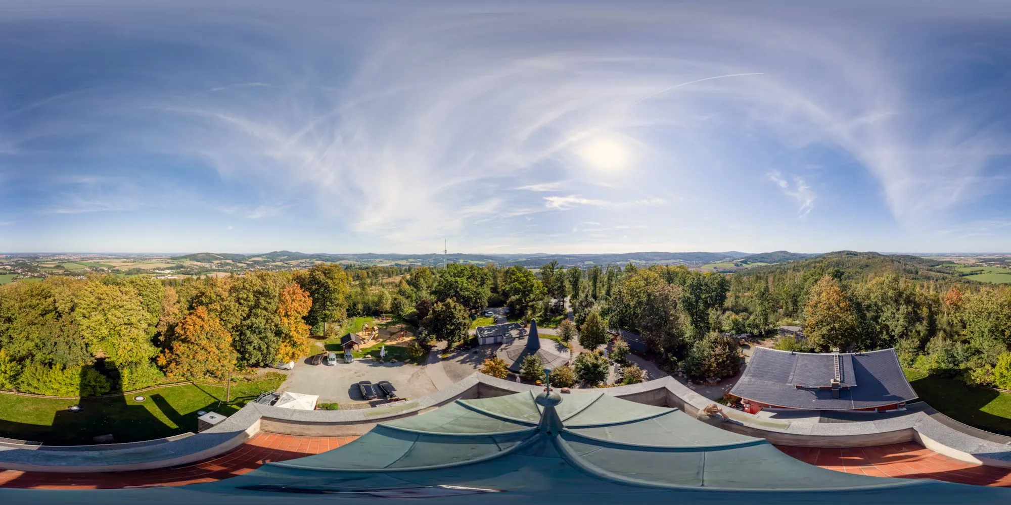360° Panorama: Mönchswalder Bergbaude - Aussichtsturm in Mönchswalder Berg