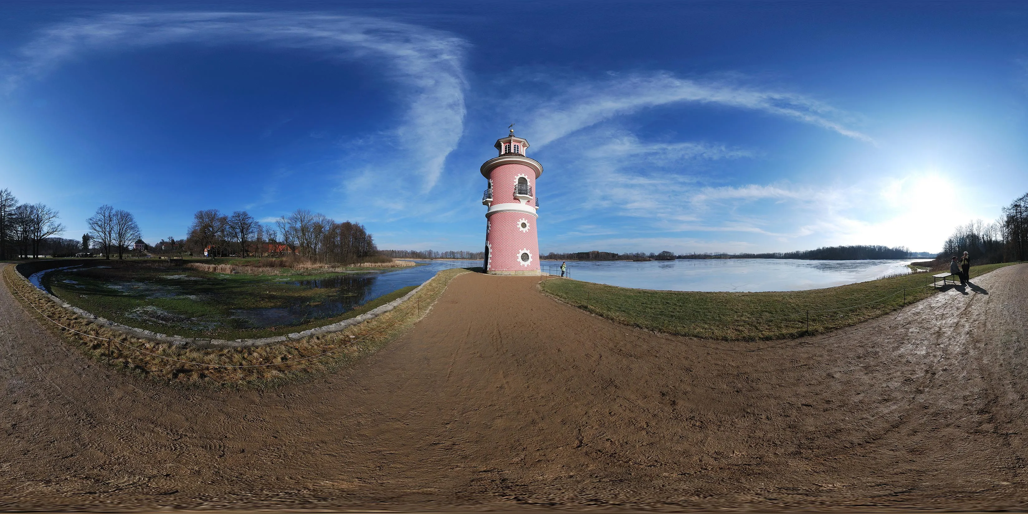 Virtueller Rundgang in der Nähe: Leuchtturm und Mole in Moritzburg