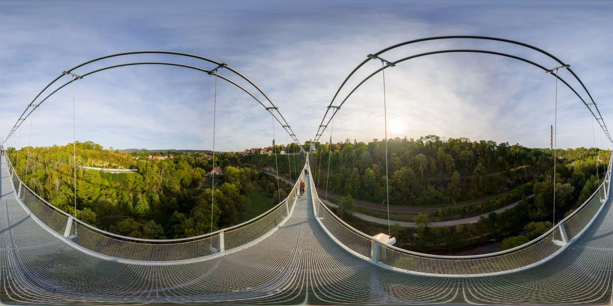 360° Panorama: Hängebrücke „Neckarline“ - tiefster Punkt in Rottweil