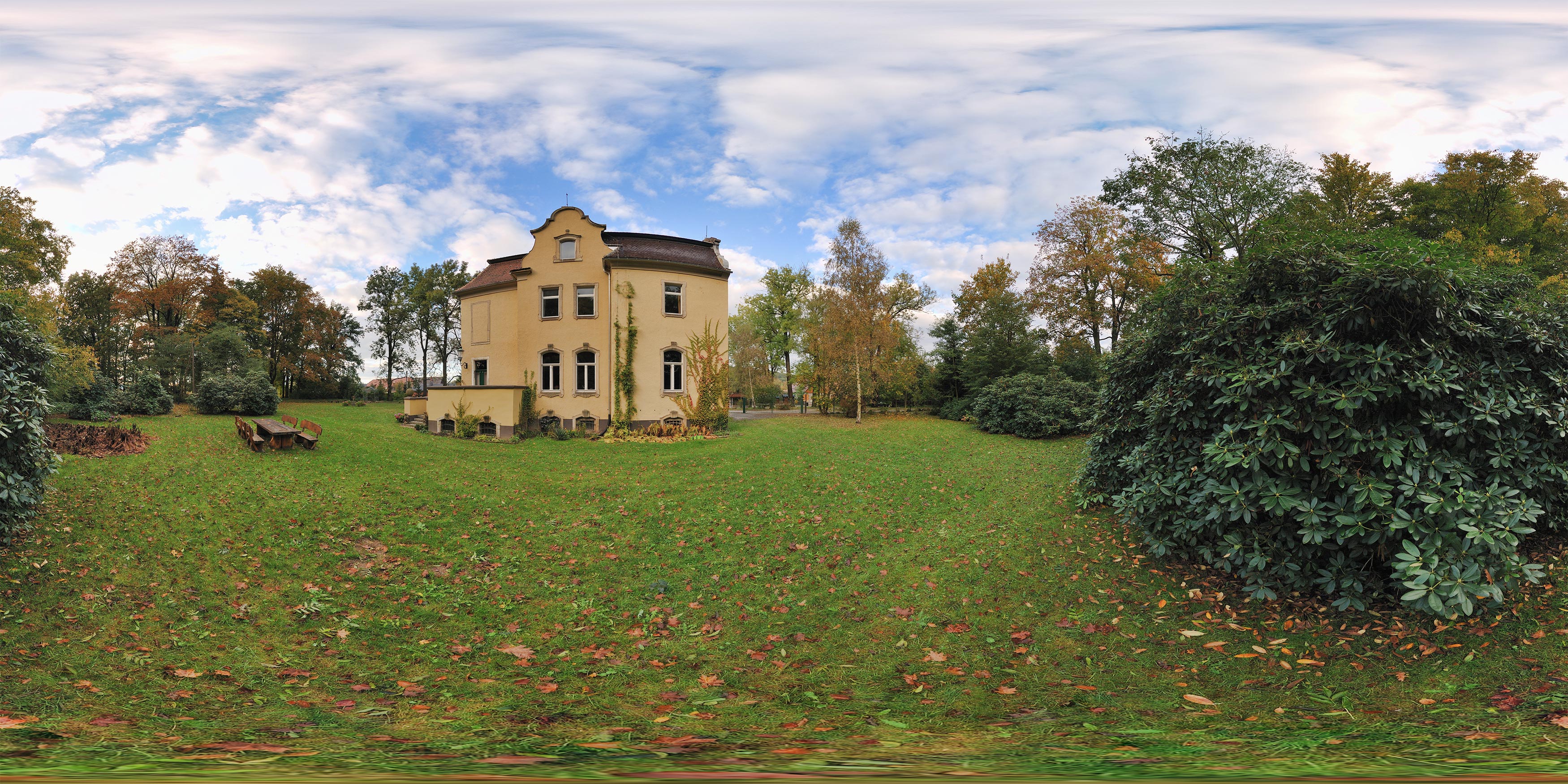 Virtueller Rundgang in der Nähe: Südseite