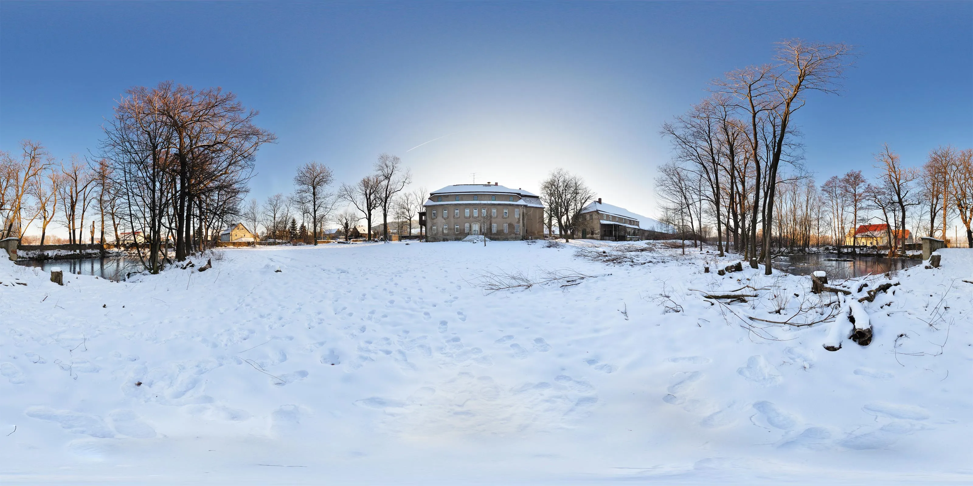 360° Panorama: Nordseite in Schloss und Gestüt Lehn