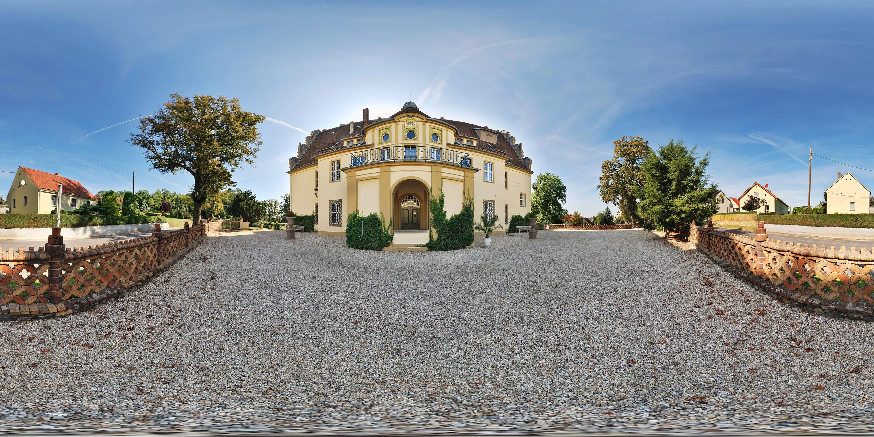 Virtueller Rundgang in der Nähe: Schloß Weißig Nordportal in Weißig/ Sa.
