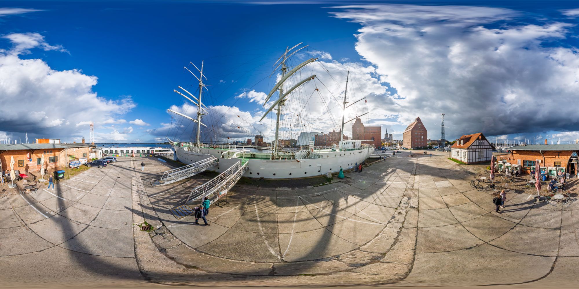 Virtueller Rundgang in der Nähe: Hafeninsel - Segelschulschiff Gorch Fock I