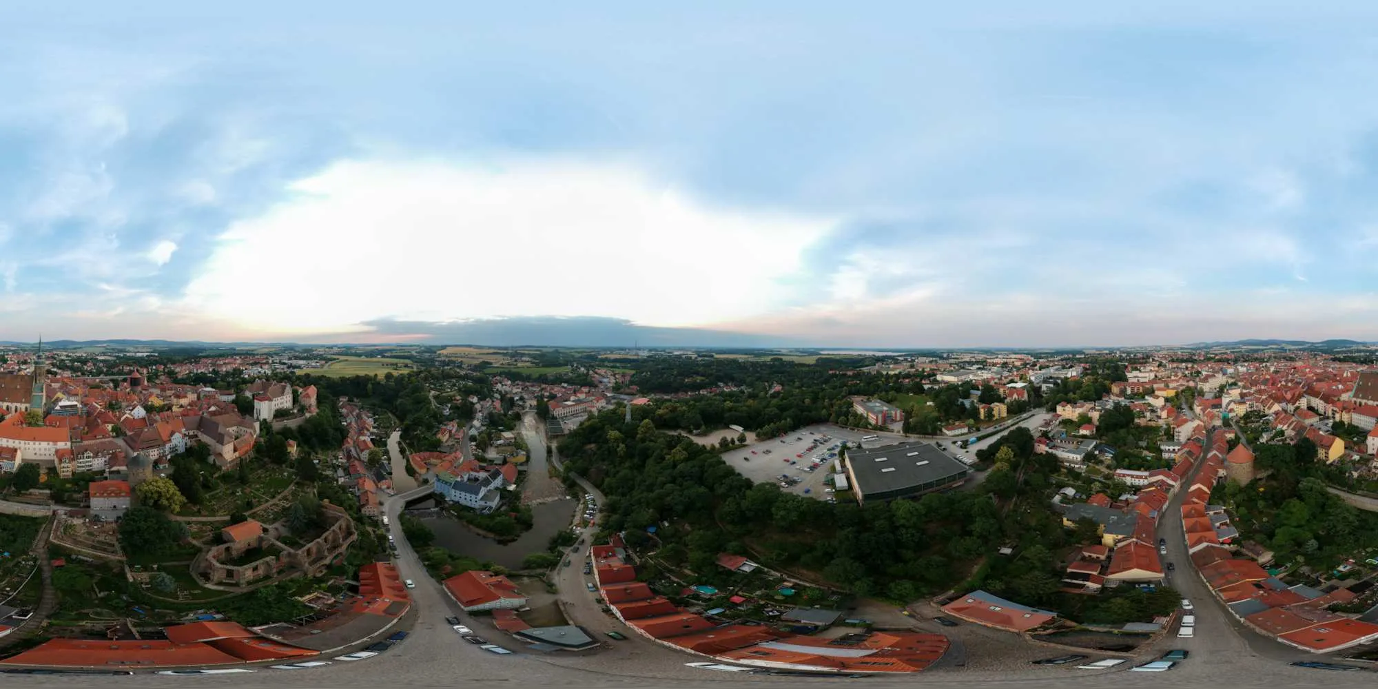 Virtueller Rundgang in der Nähe: Luftpanorama - Abenstimmung über dem Spreetal in Sommer 2018