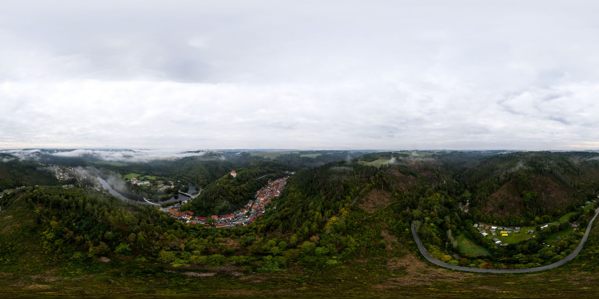 Ziegenrück bei Nebel