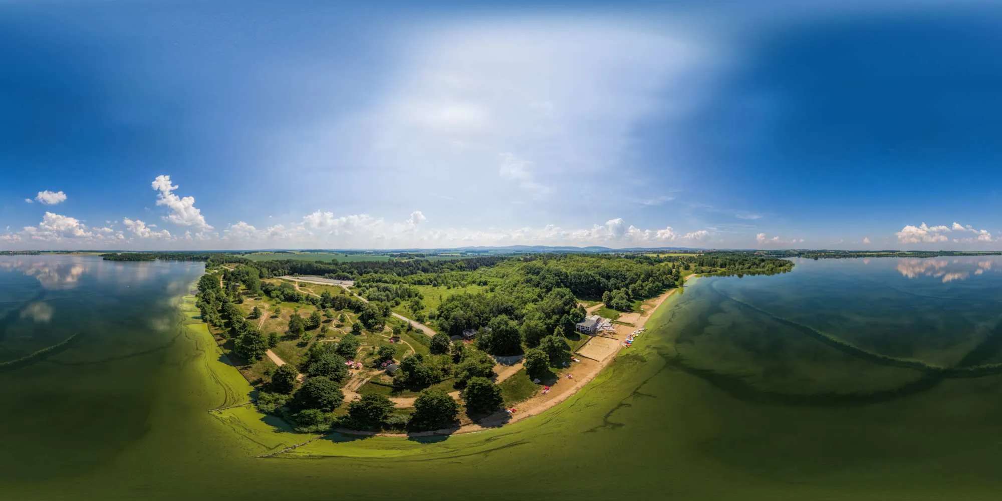 Virtueller Rundgang in der Nähe: Luftpanorama - Stausee Strand, Minigolf und Ocean Beach Bar in Frühling 2016