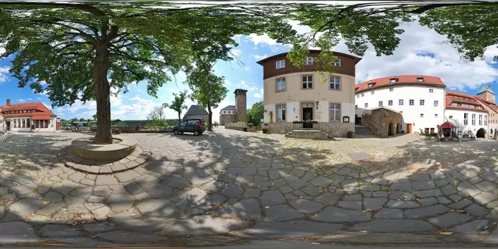 360° Panorama: Burghof 1 in Burg Hohnstein
