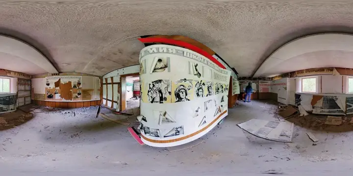 360° Panorama: Gesellschaftsraum in Russenkaserne Luckenwalde