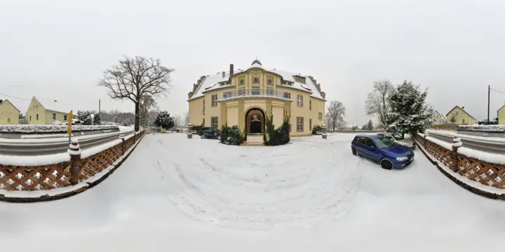 360° Panorama: Schloß Weißig Nordseite Winter in Weißig/ Sa.