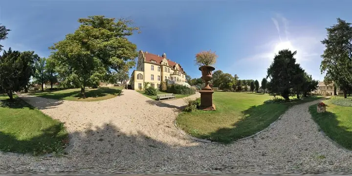 360° Panorama: Schloß Weißig Süd-West in Weißig/ Sa.