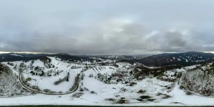 360° Panorama: Jedlová (deutsch Tannenberg) 774,2 m in Tschechien