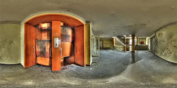 360° Panorama: Paternoster Aufzug in VEB Strömungsmaschinen Pirna