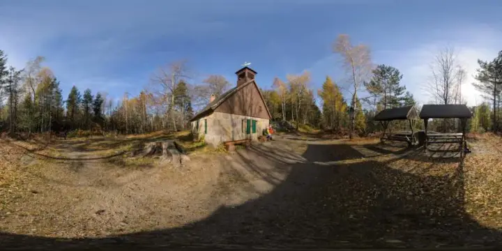 360° Panorama: Steinbruchschmiede in Zittauer Gebirge