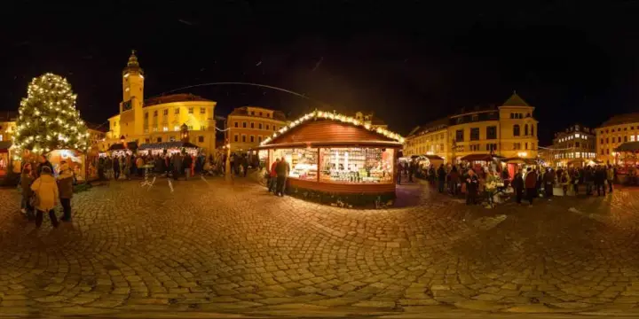 360° Panorama: 634. Bautzener Wenzelsmarkt - Hauptmarkt in Winter 2017